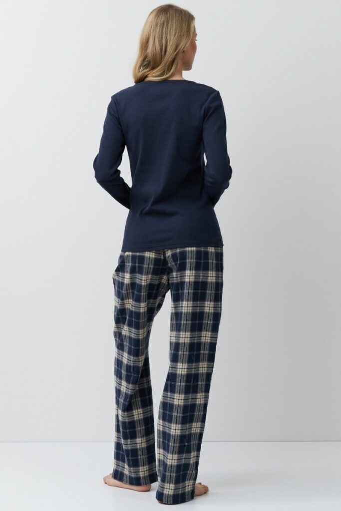 sku: LUCIE | Brand: Aruelle  | Size: XSmall Small Medium Large XLarge XXLarge  | Colors: Синий/Бежевый  | Бренды Aruelle | Домашняя одежда Пижамы | Title: Пижама с брюками LUCIE