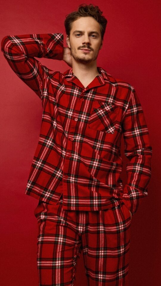 sku: BENNY | Brand: Aruelle  | Size: Small Medium Large XLarge XXLarge  | Colors: Красный  | Бренды Aruelle | Мужская коллекция Пижамы | Title: Пижама с брюками BENNY