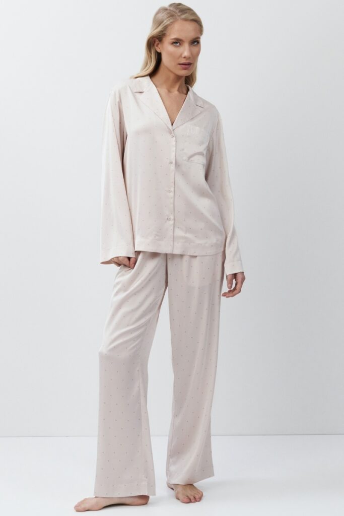 sku: GILIAN | Brand: Aruelle  | Size: XSmall Small Medium Large XLarge  | Colors: Светло-Розовый  | Бренды Aruelle | Домашняя одежда Пижамы | Title: Пижама с брюками GILIAN