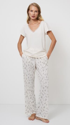 sku: DULCE | Brand: Aruelle  | Size: XSmall Small Medium Large XLarge XXLarge  | Colors: Кремовый  | Бренды Aruelle | Домашняя одежда Пижамы | Title: Пижама с брюками DULCE