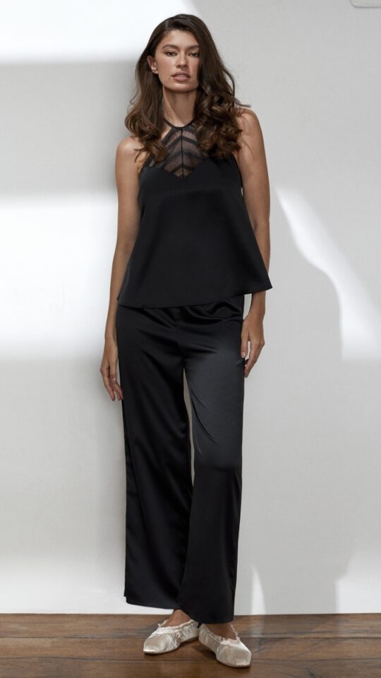 sku: 60614 | Brand: Laete  | Size: XSmall Small Medium Large XLarge  | Colors: Черный  | Бренды Laete | Домашняя одежда Пижамы | Title: Пижама с брюками