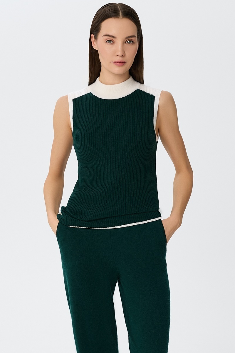 sku: W25-00CH0705 | Brand: Marc Andre | Size: 36 38 40 42 44 | Colors: Зеленый | Бренды Marc&Andre | Кашемир Джемперы | Title: Джемпер без рукава URBAN BLOCK