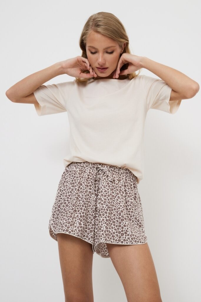 sku: LUMMY | Brand: Aruelle  | Size: XSmall Small Medium Large XLarge XXLarge  | Colors: Пудровый + Леопард  | Бренды Aruelle | Домашняя одежда Пижамы | Title: Пижама с шортами LUMMY