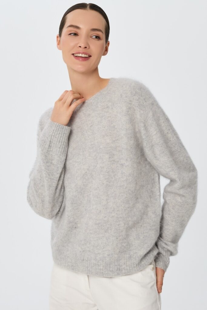 sku: W25-00CH1219 | Brand: Marc Andre  | Size: 36 38 40 42 44  | Colors: Серый  | Бренды Marc&Andre | Кашемир Джемперы | Title: Джемпер CLOUDED LUXE