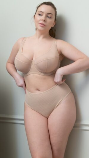 sku: 140084 | Brand: Rose&Petal  | Size: 75 E 75 F 80 D 80 E 80 F 80 G 85 B 85 C 85 D 85 E 85 F 90 B 90 C 90 D  | Colors: Телесный  | Бренды Rose&Petal | Бюстгальтер Нижнее белье Мягкая чашка | Title: Бюстгальтер LUMIERE