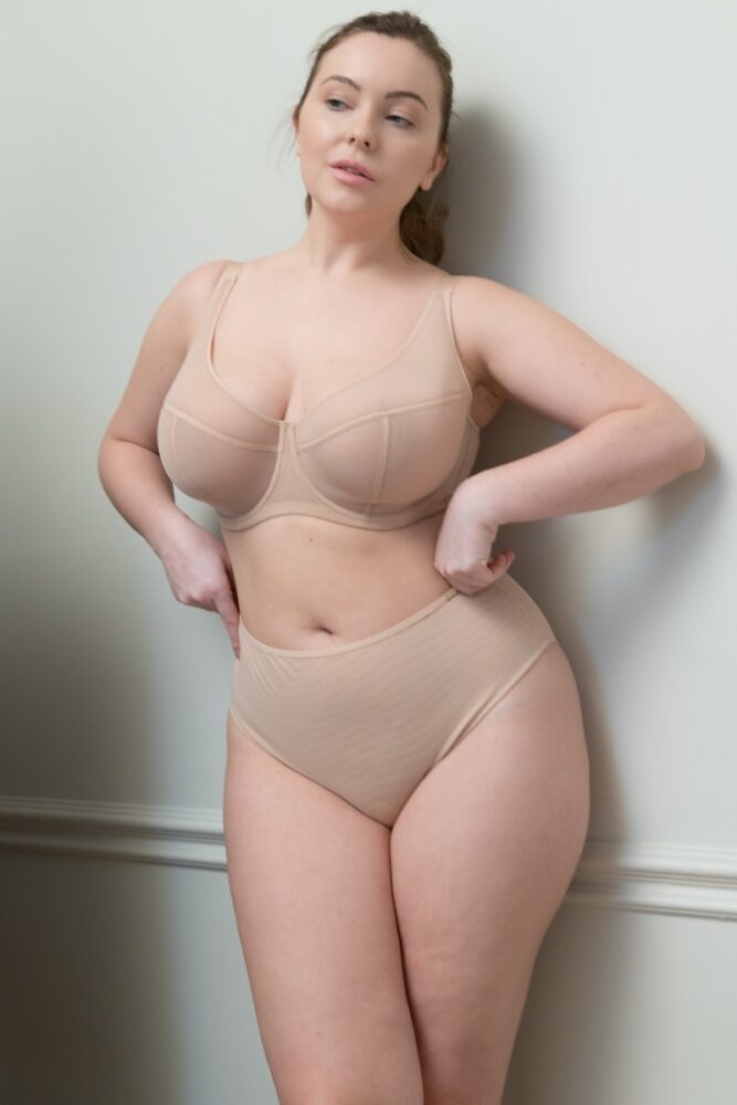 sku: 140084 | Brand: Rose&Petal  | Size: 75 E 75 F 80 D 80 E 80 F 80 G 85 B 85 C 85 D 85 E 85 F 90 B 90 C 90 D  | Colors: Телесный  | Бренды Rose&Petal | Бюстгальтер Нижнее белье Мягкая чашка | Title: Бюстгальтер LUMIERE