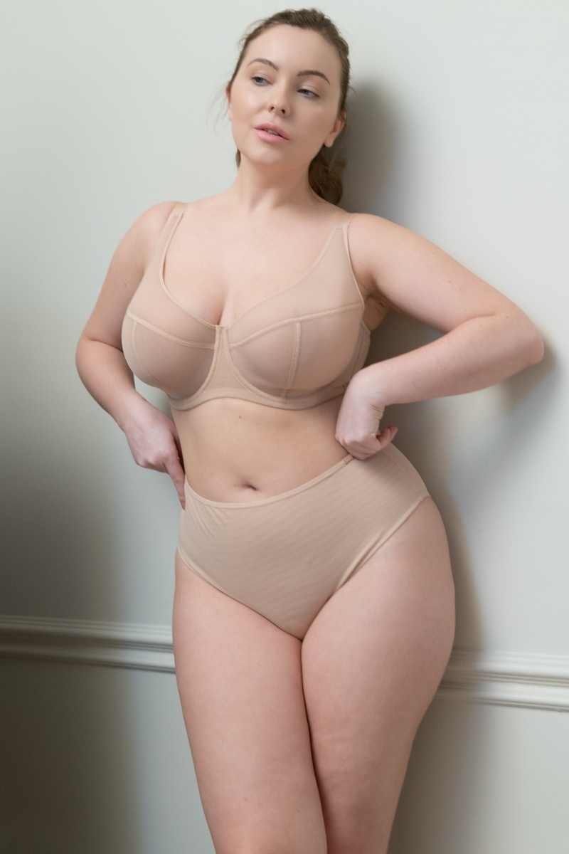 sku: 140084 | Brand: Rose&Petal  | Size: 75 E 75 F 80 D 80 E 80 F 80 G 85 B 85 C 85 D 85 E 85 F 90 B 90 C 90 D  | Colors: Телесный  | Бренды Rose&Petal | Бюстгальтер Нижнее белье Мягкая чашка | Title: Бюстгальтер LUMIERE