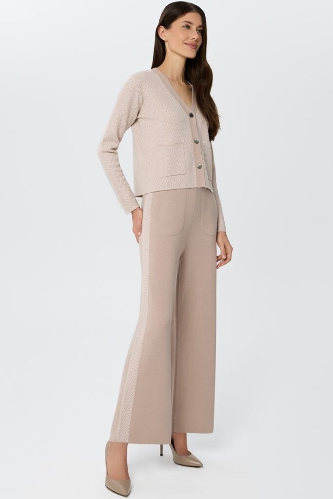 sku: W25-00CH0110 | Brand: Marc Andre  | Size: 36 38 40 42 44 46  | Colors: Бежевый  | Бренды Marc&Andre | Кашемир Брюки | Title: Брюки ETERNAL WAVES