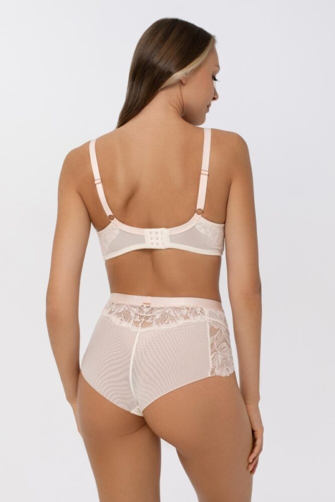 sku: S25-0251-01-FCS-LY | Brand: Marc Andre  | Size: 70 D 70 E 70 F 75 C 75 D 75 E 75 F 80 C 80 D 85 C 85 F  | Colors: Айвори  | Бренды Marc&Andre | Бюстгальтер Нижнее белье Мягкая чашка | Title: Бюстгальтер DEVOTION