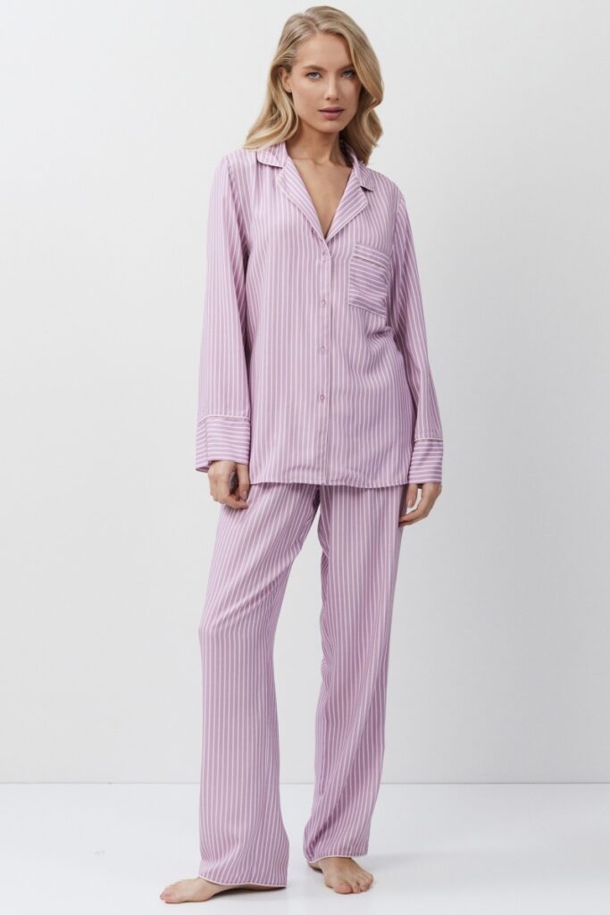 sku: MARGARETH | Brand: Aruelle  | Size: XSmall Small Medium Large XLarge XXLarge  | Colors: Лаванда  | Бренды Aruelle | Домашняя одежда Пижамы | Title: Пижама с брюками MARGARETH