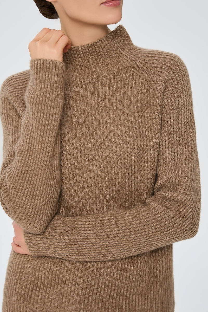 sku: W25-00CH1719 | Brand: Marc Andre  | Size: 36 38 40 42 44 46  | Colors: Коричневый  | Бренды Marc&Andre | Кашемир Джемперы | Title: Свитер DELIGHTFUL