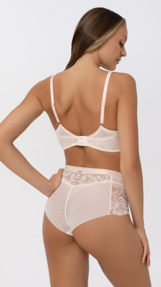 sku: S25-0215-04-RGM-LY | Brand: Marc Andre  | Size: 70 C 70 D 75 A 75 B 75 C 75 E 80 A 80 B 80 C 80 E 85 B 85 D 85 E 90 D 90 E  | Colors: Айвори  | Бренды Marc&Andre | Бюстгальтер Нижнее белье Пуш-ап | Title: Бюстгальтер DEVOTION