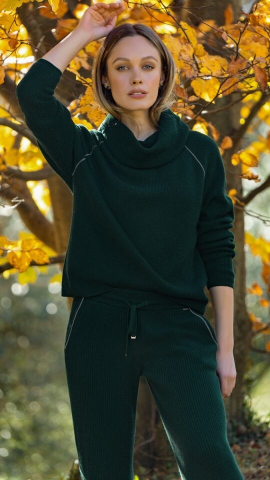 sku: W25-00CH0324 | Brand: Marc Andre  | Size: 36 38 40 42 44 46  | Colors: Изумруд  | Бренды Marc&Andre | Кашемир Джемперы | Title: Свитер QUITE MOTION