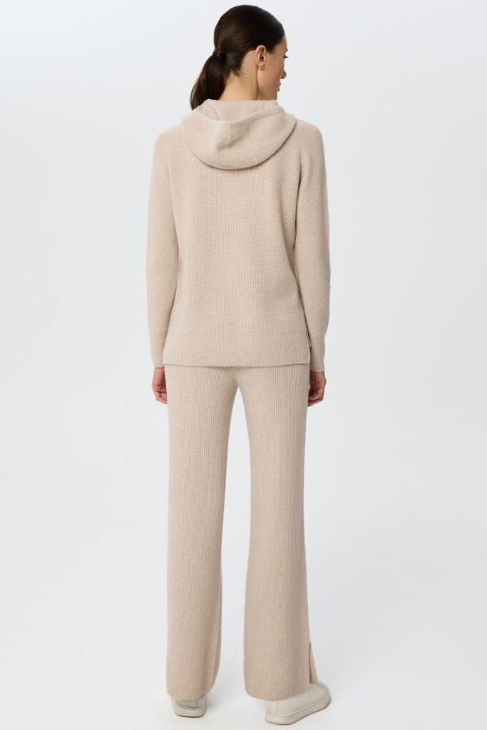 sku: W25-00CH0414 | Brand: Marc Andre  | Size: 36 38 40 42 44  | Colors: Бежевый  | Бренды Marc&Andre | Кашемир Джемперы | Title: Джемпер с капюшоном QUITE MOTION