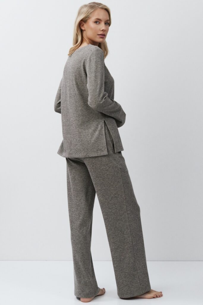 sku: DAVINA SET BROWN | Brand: Aruelle  | Size: XSmall Small Medium Large XLarge XXLarge  | Colors: Коричневый/Серый  | Бренды Aruelle | Домашняя одежда Костюмы | Title: Костюм с брюками DAVINA BROWN