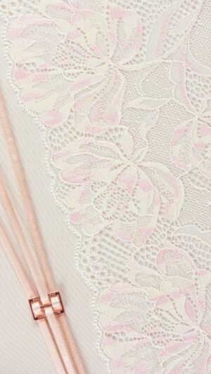 sku: S25-0296-W3-BZO-LZ | Brand: Marc Andre  | Size: 36 38 40 42 44 46  | Colors: Айвори  | Бренды Marc&Andre | Трусы Нижнее белье Бразильяна | Title: Бразильяна DEVOTION