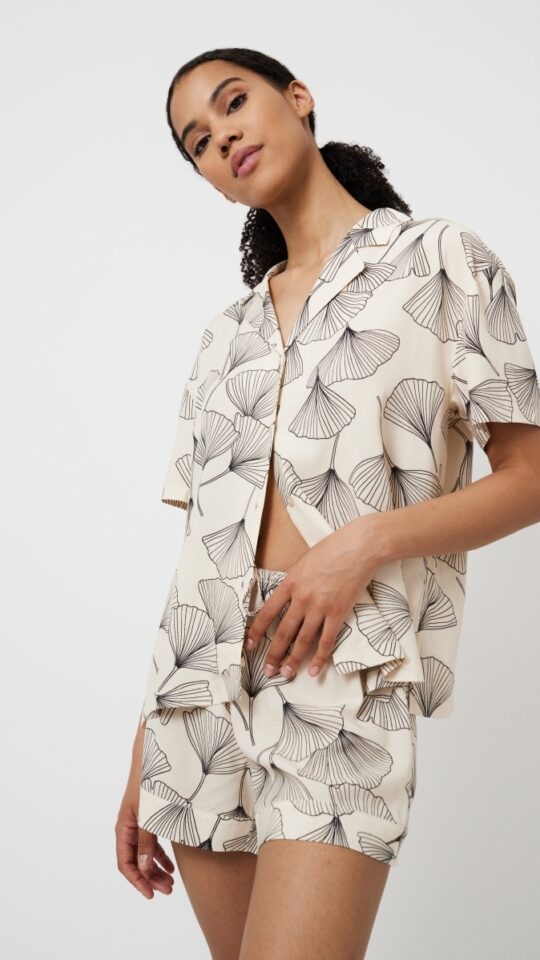 sku: SEASHELL | Brand: Aruelle  | Size: XSmall Small Medium Large XLarge XXLarge  | Colors: Экрю  | Бренды Aruelle | Домашняя одежда Пижамы | Title: Пижама с шортами SEASHELL