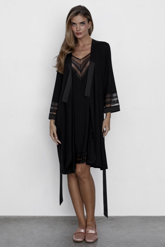 sku: 52181 | Brand: Laete  | Size: XL/2XL XS/S M/L  | Colors: Черный  | Бренды Laete | Домашняя одежда Халаты | Title: Халат