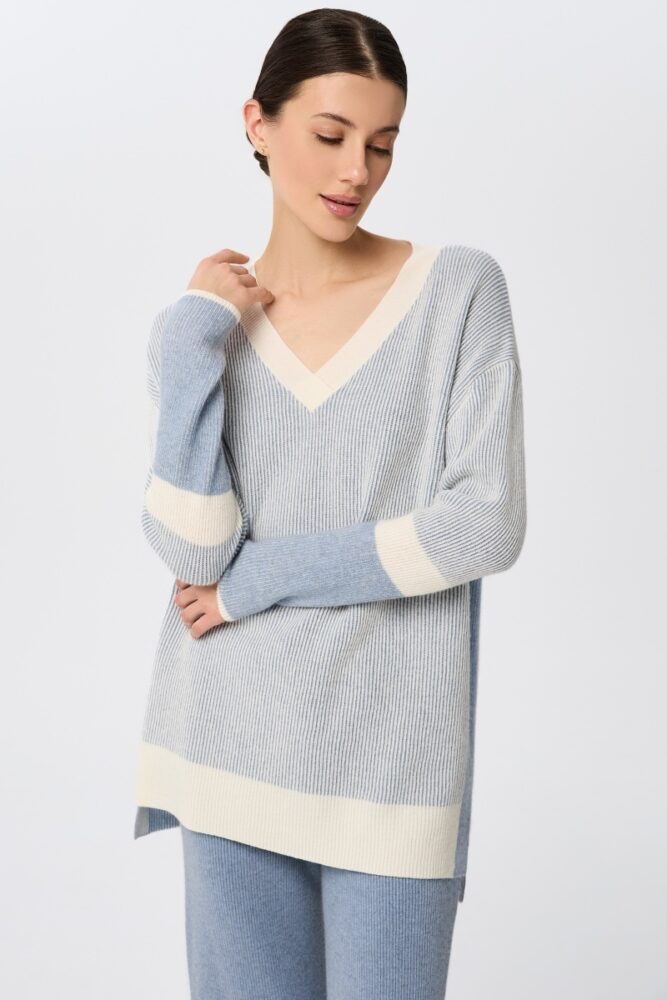sku: W25-00CH0916 | Brand: Marc Andre  | Size: 36 38 40 42 44 46  | Colors: Голубой  | Бренды Marc&Andre | Кашемир Джемперы | Title: Джемпер с V – образным вырезом RIBBED RHYTHM
