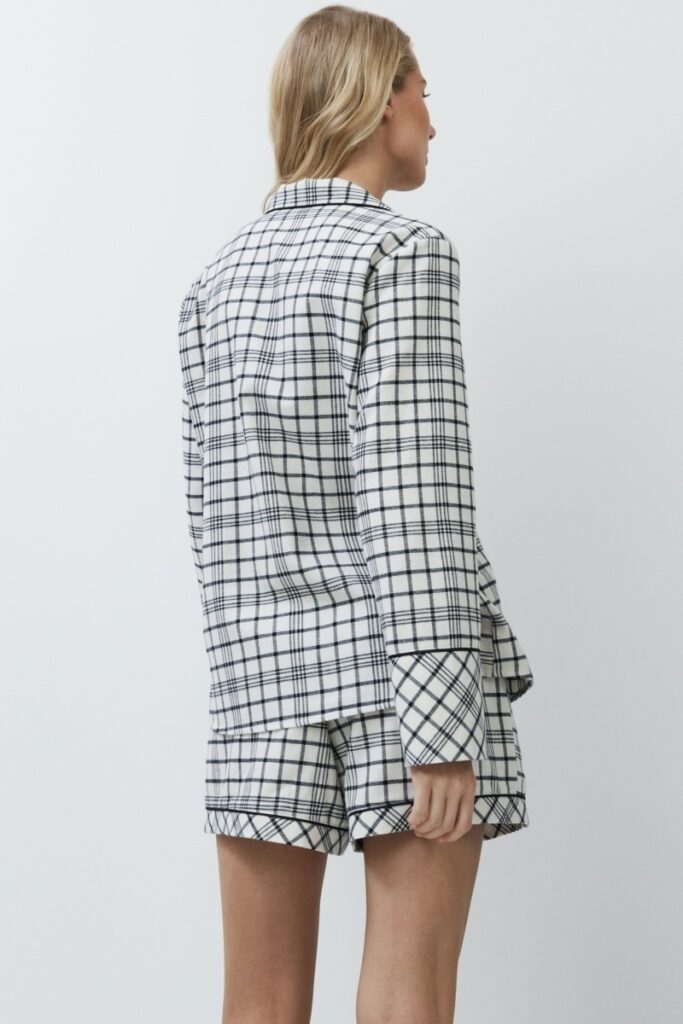 sku: TERRA | Brand: Aruelle  | Size: XSmall Small Medium Large XLarge XXLarge  | Colors: Бежевый/Черный  | Бренды Aruelle | Домашняя одежда Пижамы | Title: Пижама с шортами TERRA