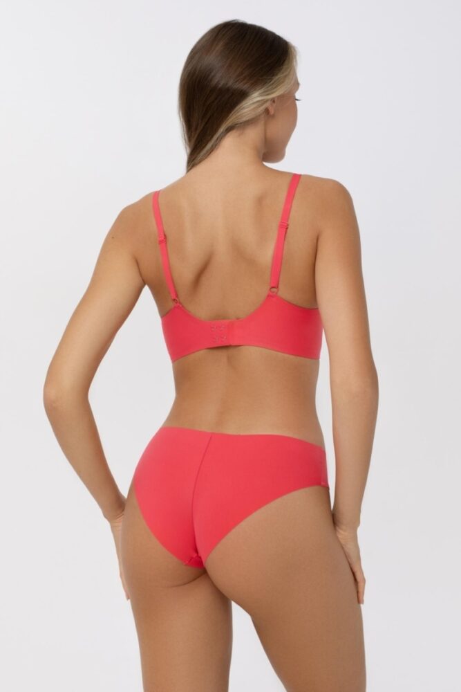 sku: S25-0893-O2-BZO-SZ | Brand: Marc Andre  | Size: 36 38 40 42 44 46  | Colors: Коралл  | Бренды Marc&Andre | Трусы Нижнее белье Бразильяна | Title: Бразильяна SECOND SKIN