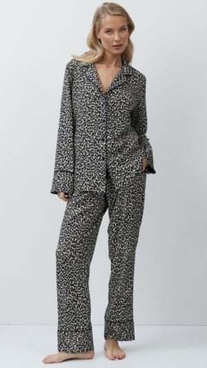 sku: LEONA | Brand: Aruelle  | Size: XSmall Small Medium Large XLarge XXLarge  | Colors: Леопард  | Бренды Aruelle | Домашняя одежда Пижамы | Title: Пижама с брюками LEONA