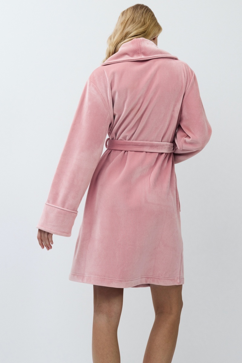 sku: VEA | Brand: Aruelle  | Size: XSmall Small Medium Large XLarge  | Colors: Розовый  | Бренды Aruelle | Домашняя одежда Халаты | Title: Халат VEA