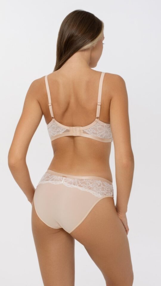 sku: S25-0392-O2-BRO-LZ | Brand: Marc Andre  | Size: 36 38 40 42 44 46  | Colors: Пудровый/Бежевый/Белый  | Бренды Marc&Andre | Трусы Нижнее белье Бразильяна | Title: Слипы GORGEOUS