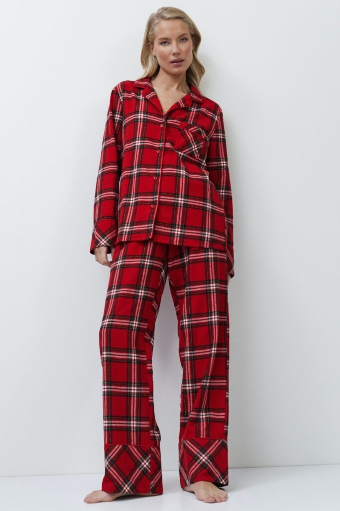 sku: BELL | Brand: Aruelle  | Size: XSmall Small Medium Large XLarge XXLarge  | Colors: Красный  | Бренды Aruelle | Домашняя одежда Пижамы | Title: Пижама с брюками BELL