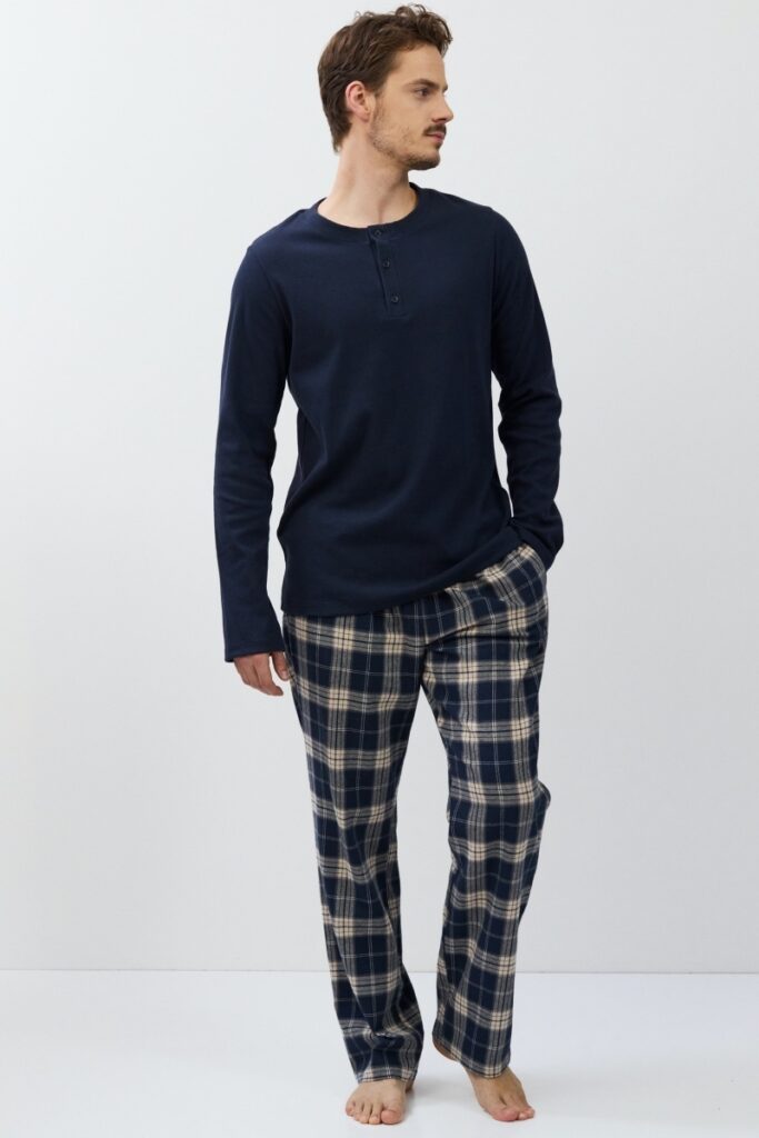 sku: LUC | Brand: Aruelle  | Size: Small Medium Large XLarge XXLarge  | Colors: Синий/Бежевый  | Бренды Aruelle | Мужская коллекция Пижамы | Title: Пижама с брюками LUC