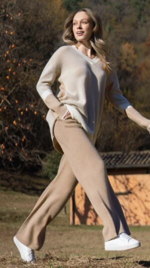 sku: W25-00CH0810 | Brand: Marc Andre  | Size: 36 38 40 42 44 46  | Colors: Бежевый  | Бренды Marc&Andre | Кашемир Брюки | Title: Брюки RIBBED RHYTHM