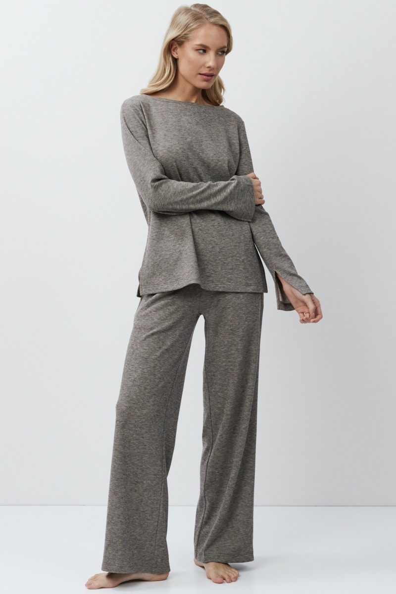 sku: DAVINA SET BROWN | Brand: Aruelle  | Size: XSmall Small Medium Large XLarge XXLarge  | Colors: Коричневый/Серый  | Бренды Aruelle | Домашняя одежда Костюмы | Title: Костюм с брюками DAVINA BROWN