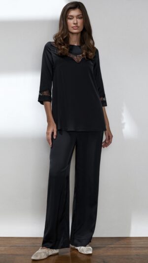 sku: 62118-2 | Brand: Laete  | Size: 52 54 44 46 48 50  | Colors: Черный  | Бренды Laete | Домашняя одежда Пижамы | Title: Пижама с брюками