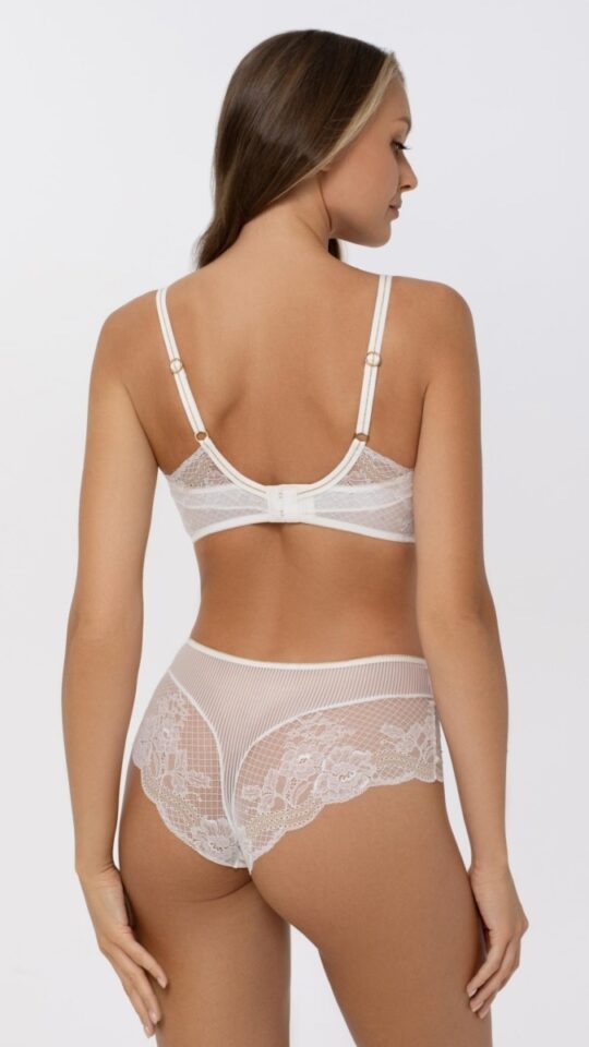 sku: S25-0115-06-RGM-LY | Brand: Marc Andre  | Size: 70 B 70 C 70 D 70 E 75 A 75 B 75 C 75 D 75 E 80 A 80 B 80 C 80 D 80 E 85 B 85 C 85 D 85 E  | Colors: Белый  | Бренды Marc&Andre | Бюстгальтер Нижнее белье Пуш-ап | Title: Бюстгальтер EMBRACING