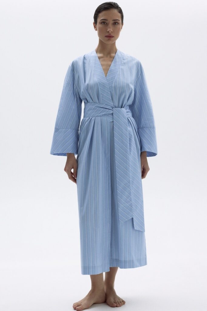 sku: 55495-1 | Brand: Laete  | Size: 46/48 50/52 42/44  | Colors: Голубая полоска  | Бренды Laete | Домашняя одежда Халаты | Title: Халат
