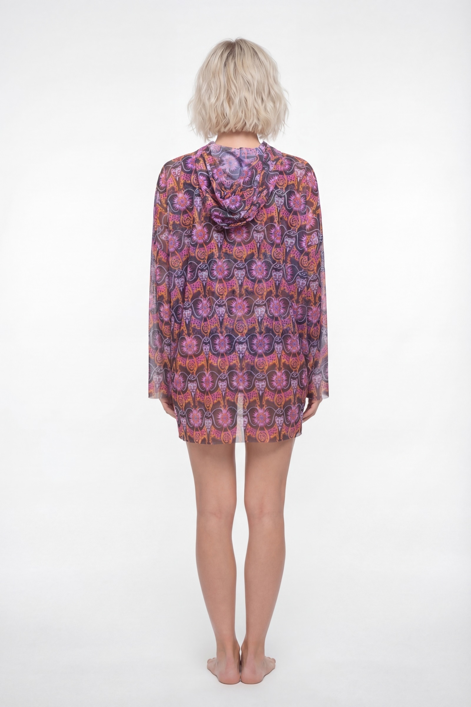 sku: 26004523 | Brand: RoDaSoleil  | Size: L/XL S/M  | Colors: Цветной  | Бренды RoDaSoleil | Пляжная одежда | Title: Футболка СРЕДНЕВЕКОВЬЕ Серый с капюшоном