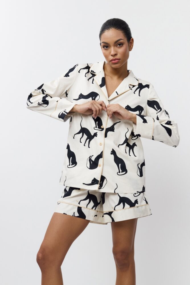 sku: NYRA | Brand: Aruelle  | Size: XSmall Small Medium Large XLarge XXLarge  | Colors: Кремовый/Черный  | Бренды Aruelle | Домашняя одежда Пижамы | Title: Пижама с шортами NYRA