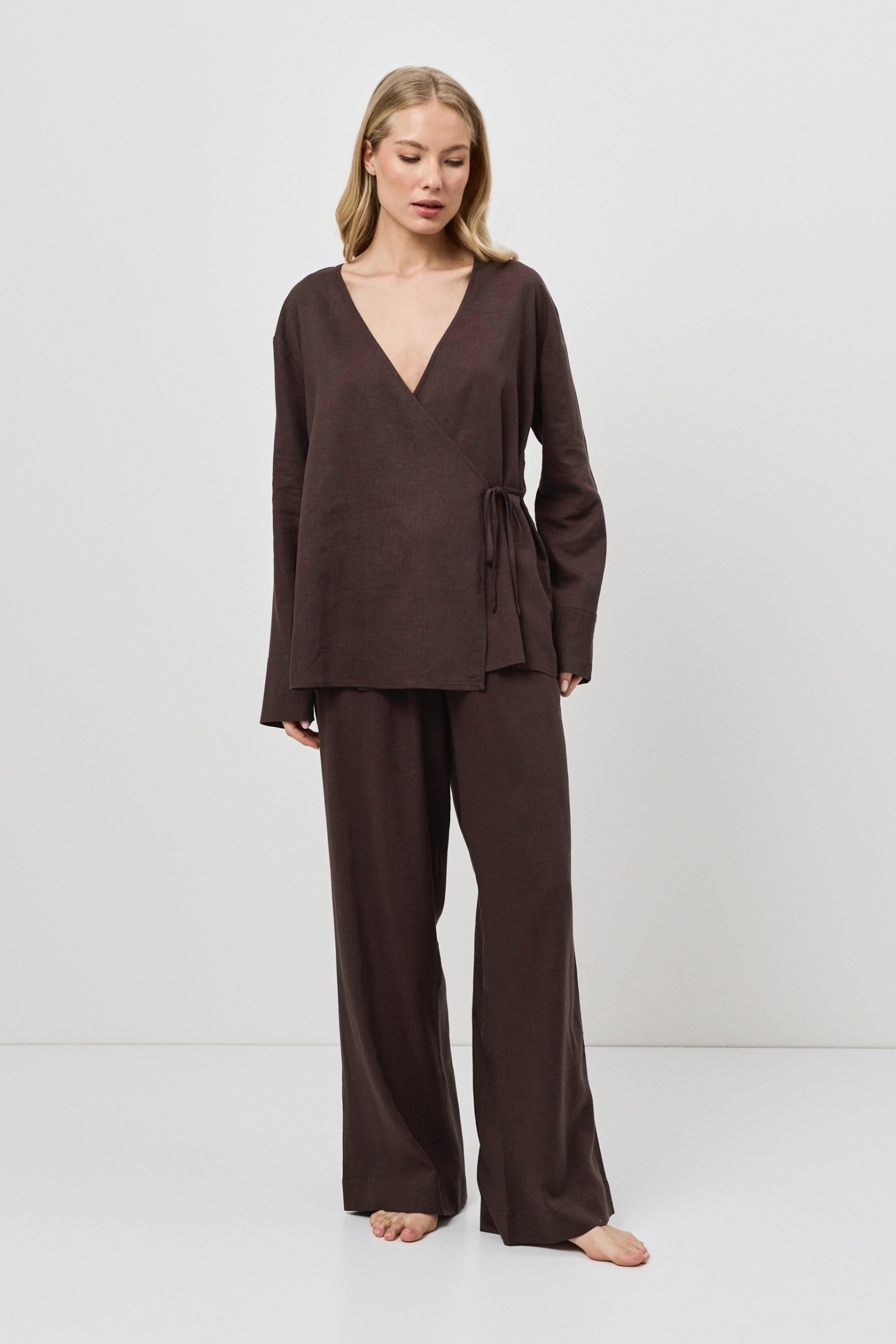 sku: CLAY | Brand: Aruelle  | Size: XSmall Small Medium Large XLarge XXLarge  | Colors: Шоколадный  | Бренды Aruelle | Домашняя одежда Костюмы | Title: Комплект с брюками CLAY