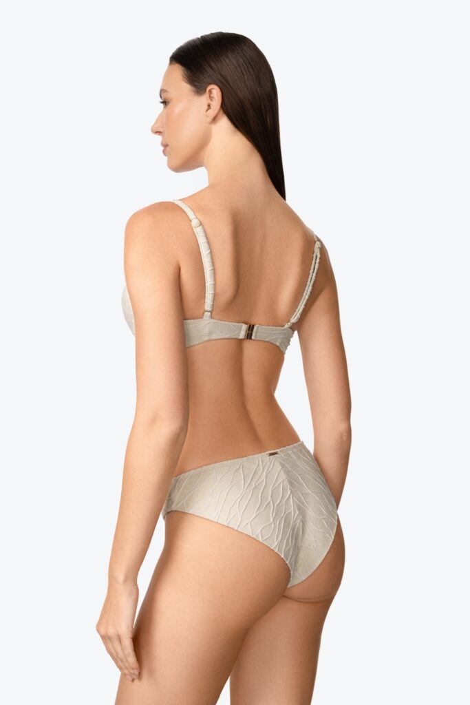 sku: L2613-Y-882 | Brand: Marc Andre  | Size: 36 B 36 C 36 D 38 B 38 C 38 D 40 B 40 C 40 D 42 B 42 C 42 D 44 B 44 C 44 D  | Colors: Белый  | Бренды Marc&Andre | Купальники Раздельные | Title: Бюстгальтер BABYLON