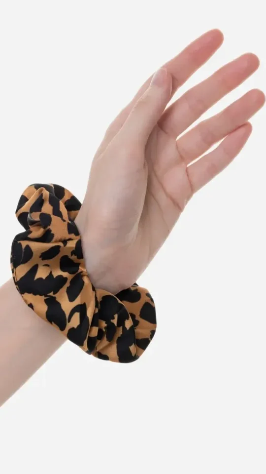 sku: РВ2525 | Brand: RoDaSoleil  | Size: Onesize  | Colors: Леопард  | Бренды RoDaSoleil | Аксессуары | Title: Резинка для волос ЛЕОПАРД 25