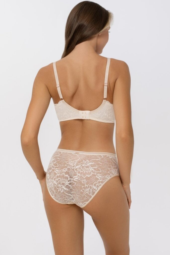 sku: S25-0492-O2-BRO-LZ | Brand: Marc Andre  | Size: 36 38 40 42 44 46 48  | Colors: Бежевый  | Бренды Marc&Andre | Трусы Нижнее белье Слипы | Title: Слипы DREAMER