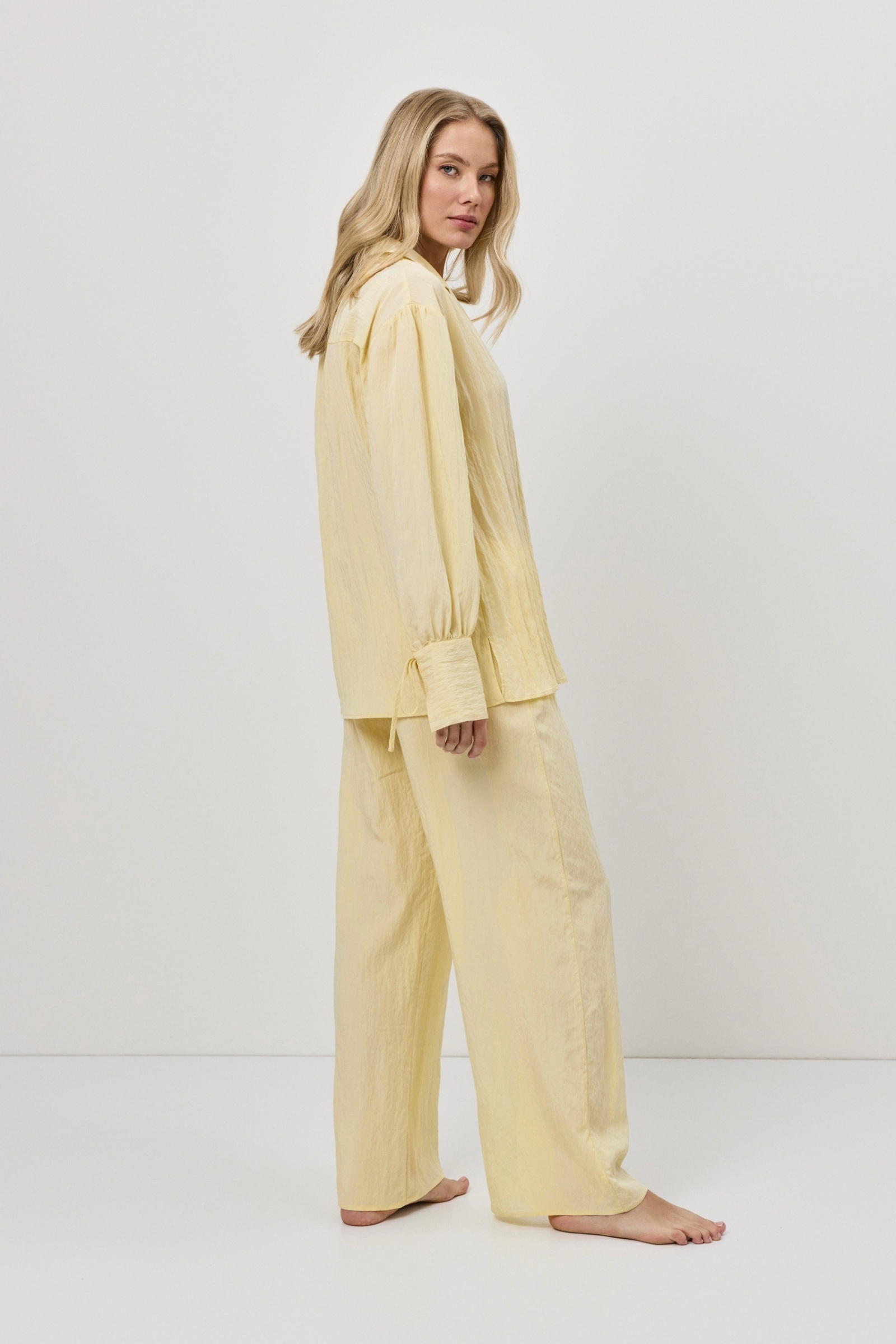 sku: SOLARA SET | Brand: Aruelle  | Size: XSmall Small Medium Large XLarge XXLarge  | Colors: Лимонный  | Бренды Aruelle | Домашняя одежда Костюмы | Title: Комплект с брюками SOLARA