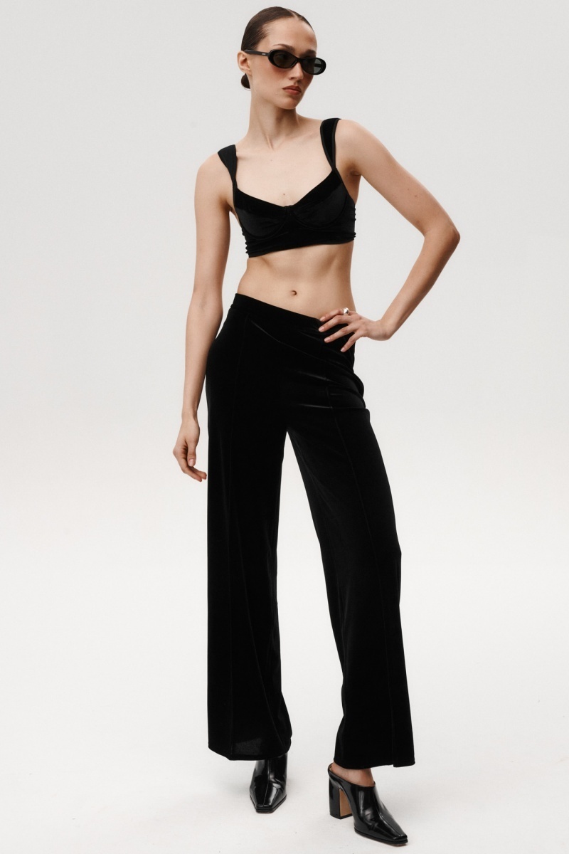 sku: 464 | Brand: Undress Code | Size: Small Medium Large | Colors: Черный | Бренды Undress Code | Бюстгальтер Нижнее белье Топ | Title: Топ STRONG ATTITUDE