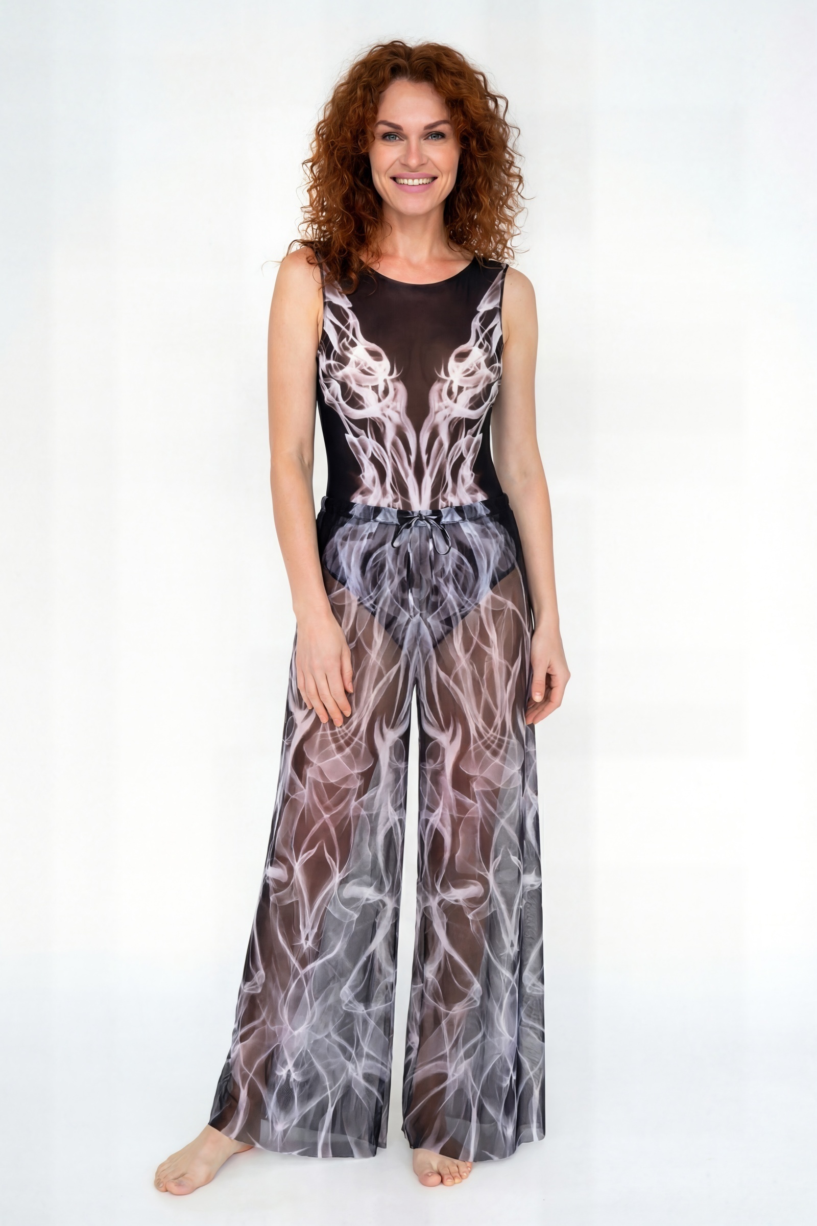 sku: 26002072 | Brand: RoDaSoleil | Size: Onesize | Colors: Цветной | Бренды RoDaSoleil | Пляжная одежда | Title: Брюки ДЫМ