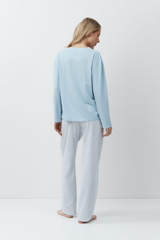 sku: BONNIE | Brand: Aruelle  | Size: XSmall Small Medium Large XLarge XXLarge  | Colors: Голубой  | Бренды Aruelle | Домашняя одежда Пижамы | Title: Пижама с брюками BONNIE