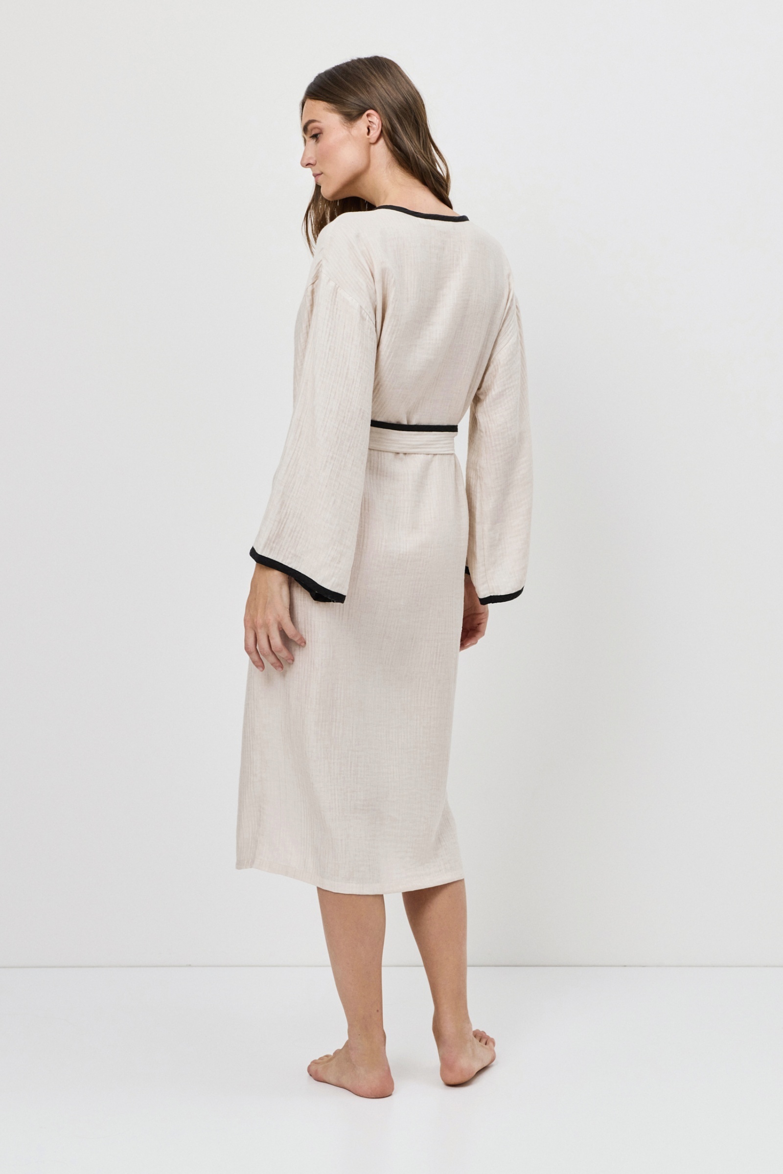 sku: HORIZON | Brand: Aruelle  | Size: XSmall Small Medium Large XLarge XXLarge  | Colors: Светло-бежевый  | Бренды Aruelle | Домашняя одежда Халаты | Пляжная одежда | Title: Халат HORIZON