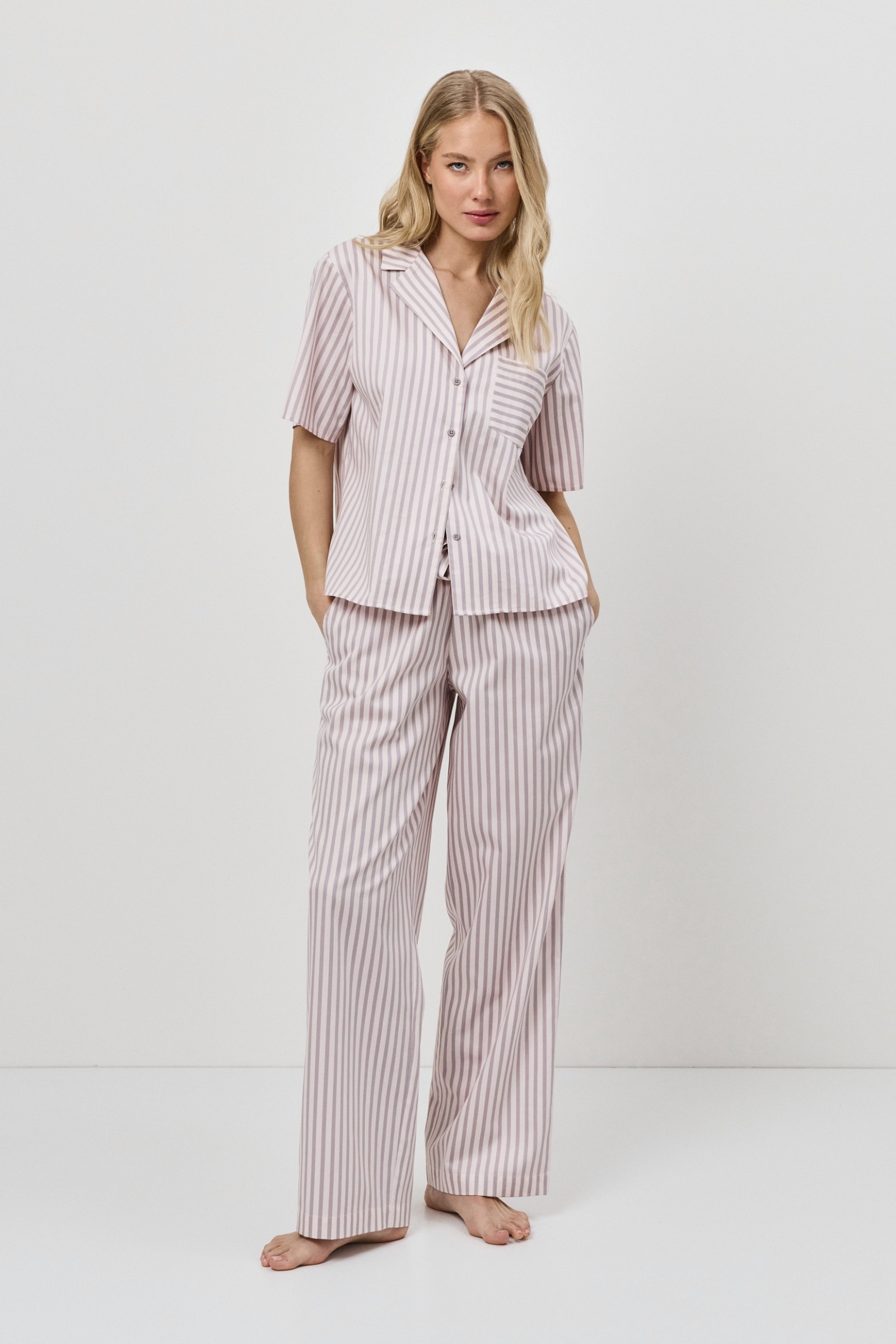 sku: ELOW | Brand: Aruelle  | Size: XSmall Small Medium Large XLarge  | Colors: Светло-розовый/Капучино  | Бренды Aruelle | Домашняя одежда Пижамы | Title: Пижама с брюками ELOW