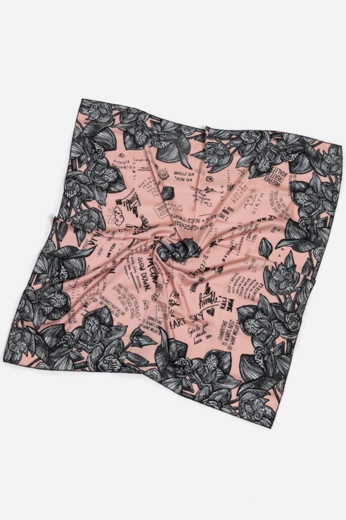 sku: ПА2431 | Brand: RoDaSoleil  | Size: 70x70  | Colors: Нюд  | Бренды RoDaSoleil® | Аксессуары | Title: Платок ТАТУ БОДИ АРТ