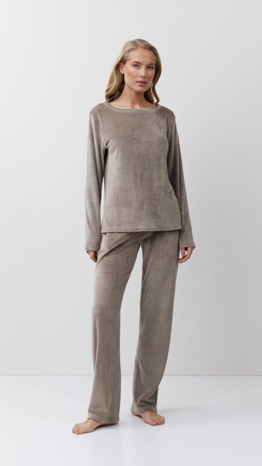 sku: CAPUCINE SET SOFT | Brand: Aruelle | Size: XSmall Small Medium Large XLarge XXLarge | Colors: Капучино | Бренды Aruelle | Домашняя одежда Костюмы | Title: Комплект с брюками CAPUCINE SET SOFT