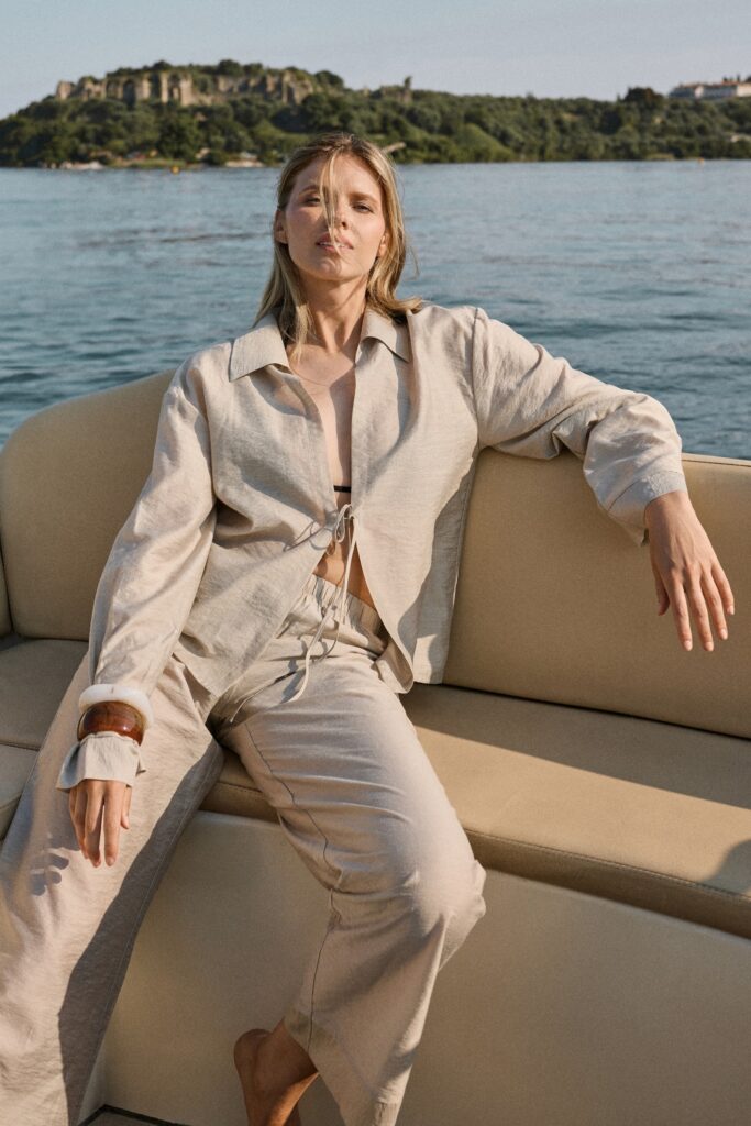 sku: BREEZE | Brand: Aruelle  | Size: XSmall Small Medium Large XLarge XXLarge  | Colors: Бежево/Серый  | Бренды Aruelle | Домашняя одежда Костюмы | Title: Комплект с брюками BREEZE